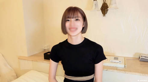 FC2PPV-3958792 [Không] Một cô gái trông giống người nổi tiếng đã được cắt tóc và trang điểm